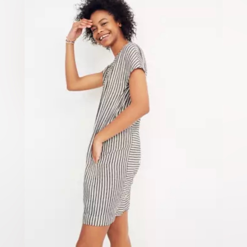Madewell button back linen dress with pockets, size XS